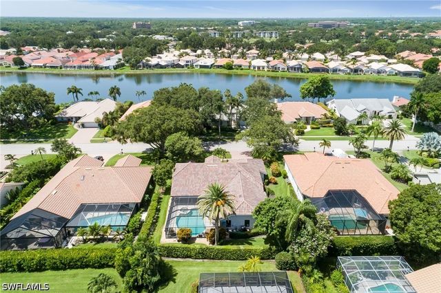 196 Monterey DR, Naples, FL 34119
