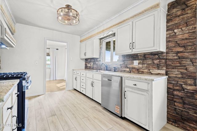 825 GALLOWAY Drive, El Paso, TX 79902