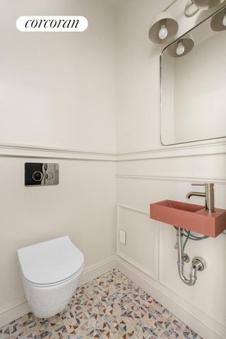 700 MONROE Street, New York City, NY 11221