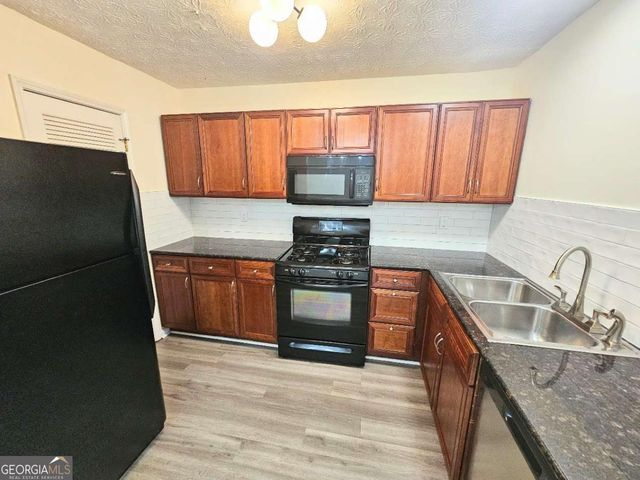1557 Springleaf Court SE, Smyrna, GA 30080