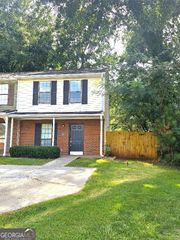 1557 Springleaf Court SE, Smyrna, GA 30080