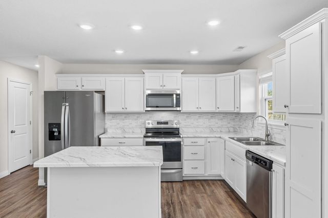 5556 SWEETGUM CIR, Columbia, MO 65202