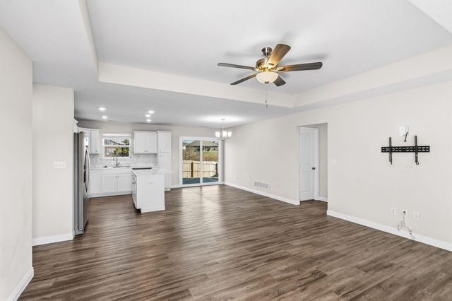 5556 SWEETGUM CIR, Columbia, MO 65202