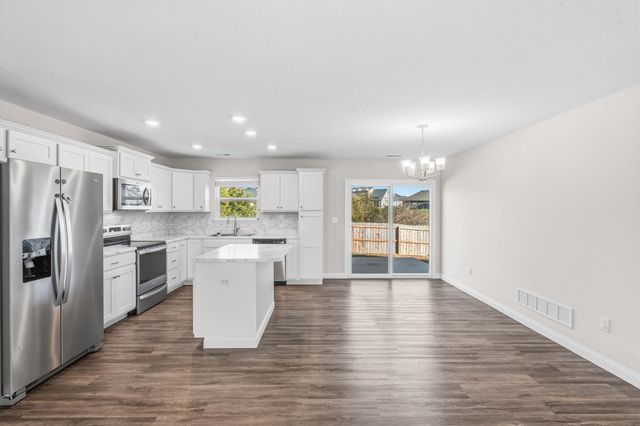 5556 SWEETGUM CIR, Columbia, MO 65202