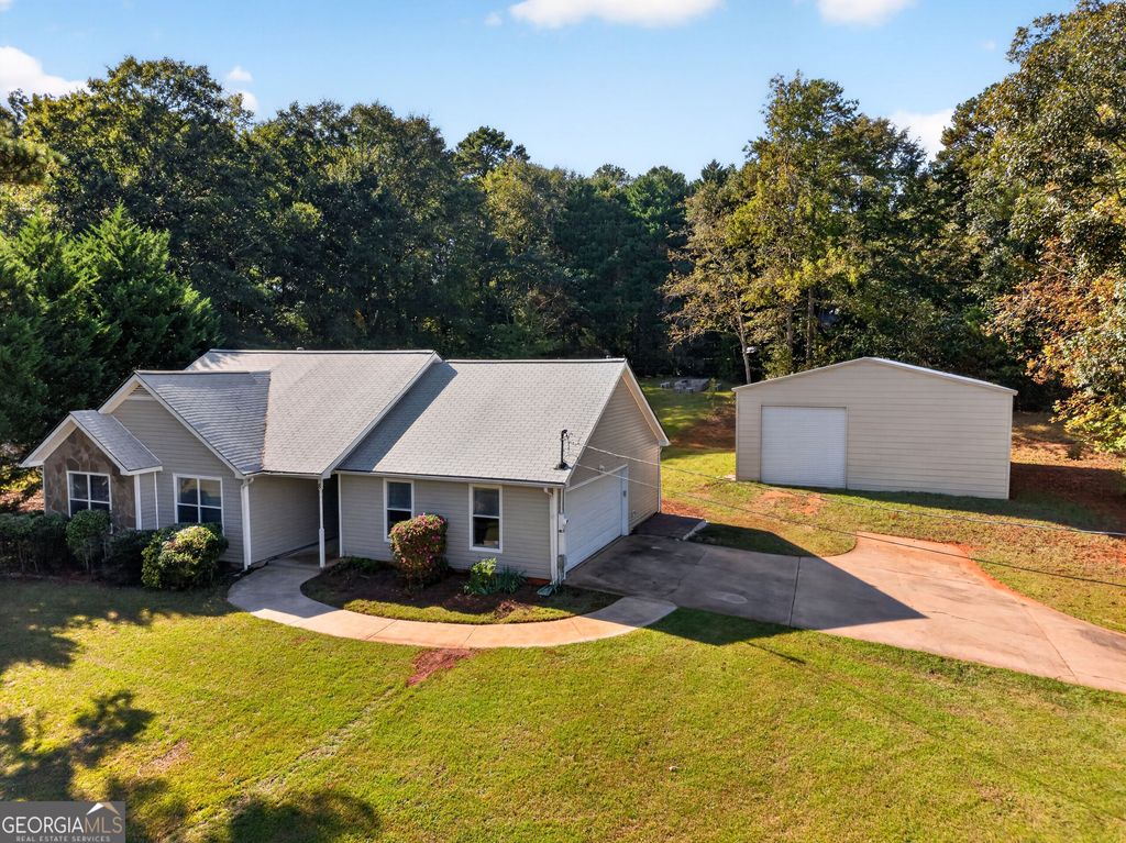 8 Ellen Court, Newnan, GA 30265 — exterior