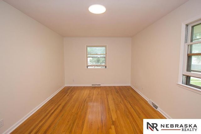 4100 Greenwood Street, Lincoln, NE 68504