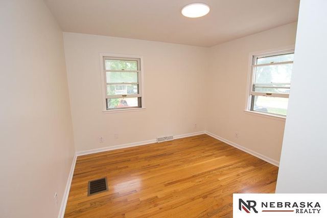 4100 Greenwood Street, Lincoln, NE 68504