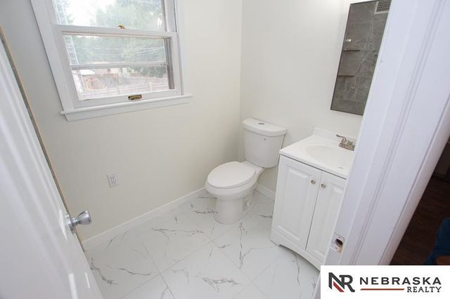 4100 Greenwood Street, Lincoln, NE 68504