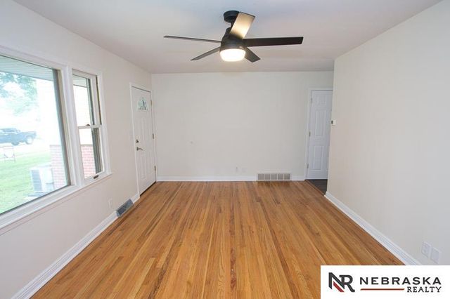 4100 Greenwood Street, Lincoln, NE 68504