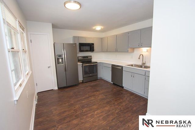 4100 Greenwood Street, Lincoln, NE 68504