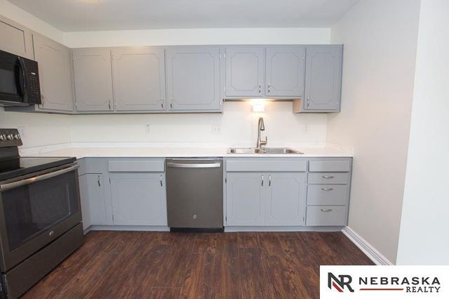 4100 Greenwood Street, Lincoln, NE 68504