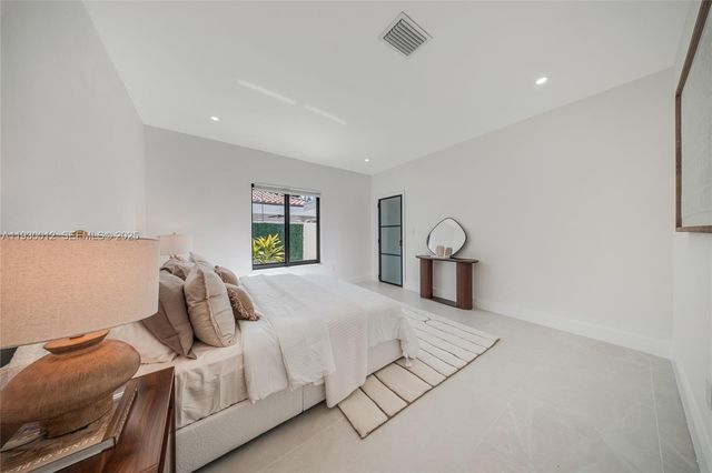 1344 SW 18th St, Miami, FL 33145