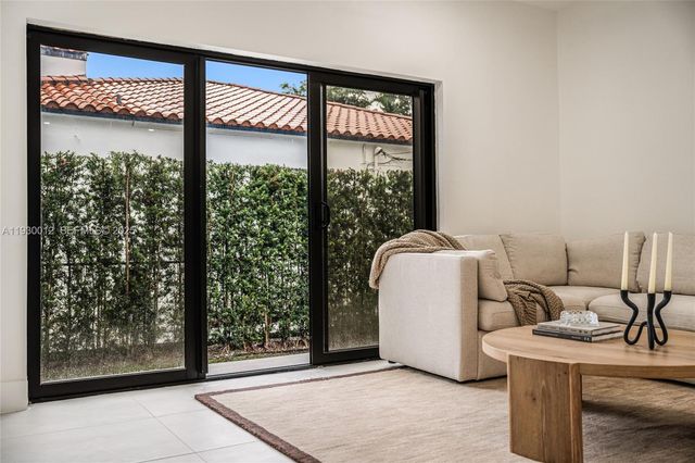 1344 SW 18th St, Miami, FL 33145