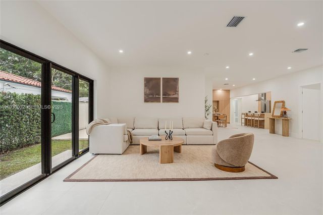 1344 SW 18th St, Miami, FL 33145