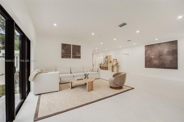 1344 SW 18th St, Miami, FL 33145