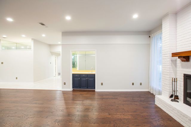 16114 Shadybank Drive, Dallas, TX 75248