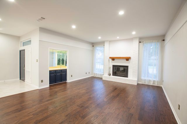 16114 Shadybank Drive, Dallas, TX 75248