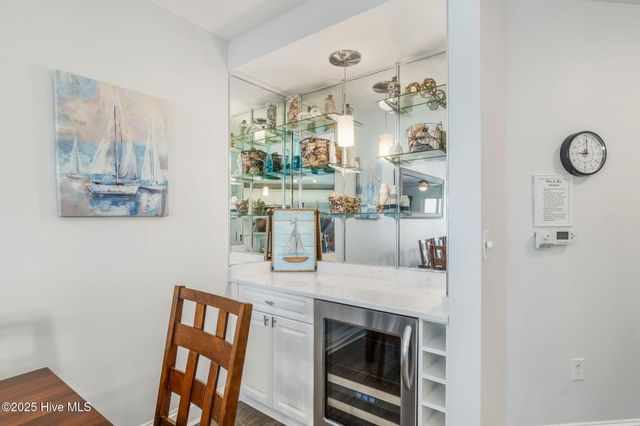 100 Olde Towne Yacht Club Drive 411 + A18, Beaufort, NC 28516