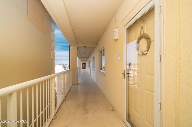 100 Olde Towne Yacht Club Drive 411 + A18, Beaufort, NC 28516