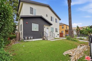 222 W 80th Street, Los Angeles, CA 90003