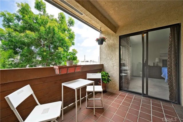 2501 Temple Ave Avenue 104, Signal Hill, CA 90755