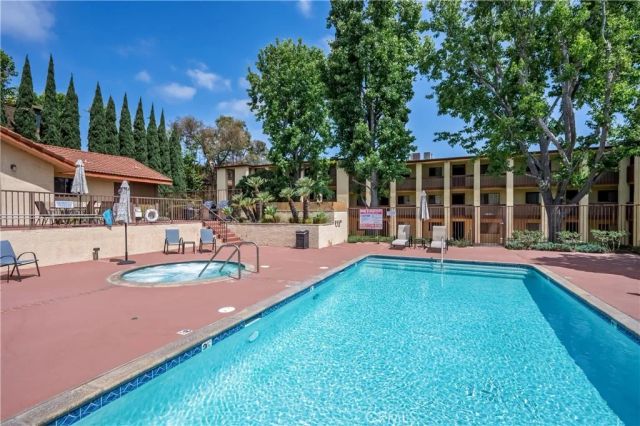 2501 Temple Ave Avenue 104, Signal Hill, CA 90755