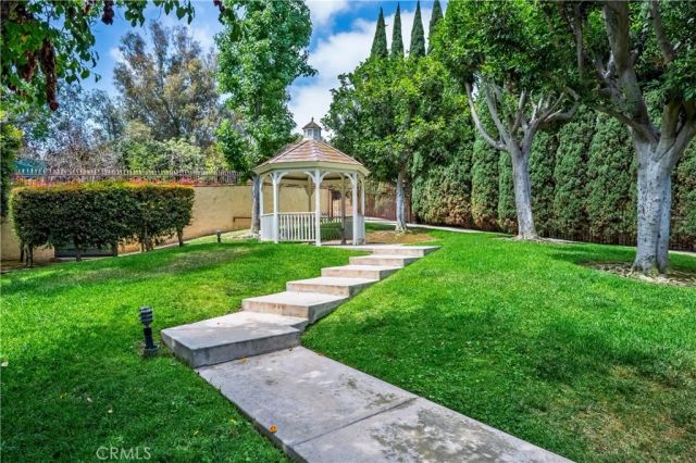 2501 Temple Ave Avenue 104, Signal Hill, CA 90755