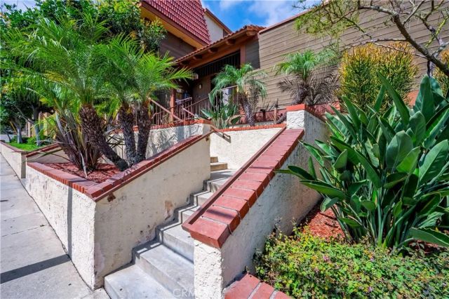 2501 Temple Ave Avenue 104, Signal Hill, CA 90755