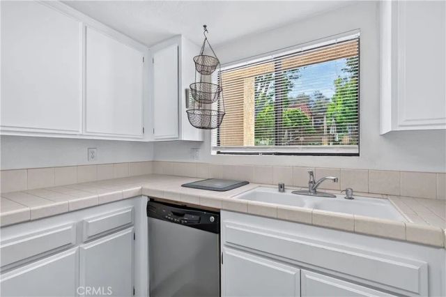 2501 Temple Ave Avenue 104, Signal Hill, CA 90755