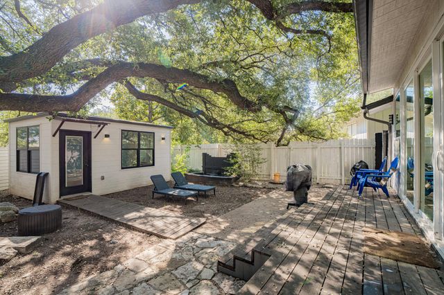 12225 Wallingstone LN, Austin, TX 78750