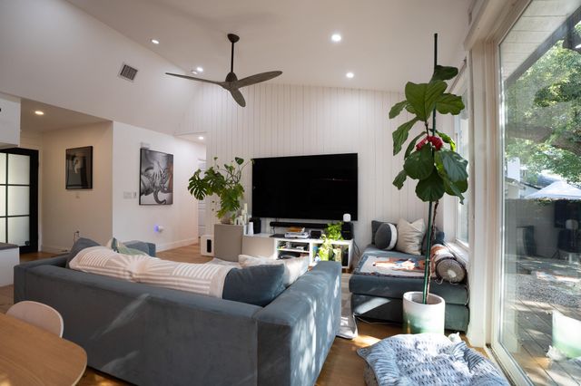 12225 Wallingstone LN, Austin, TX 78750