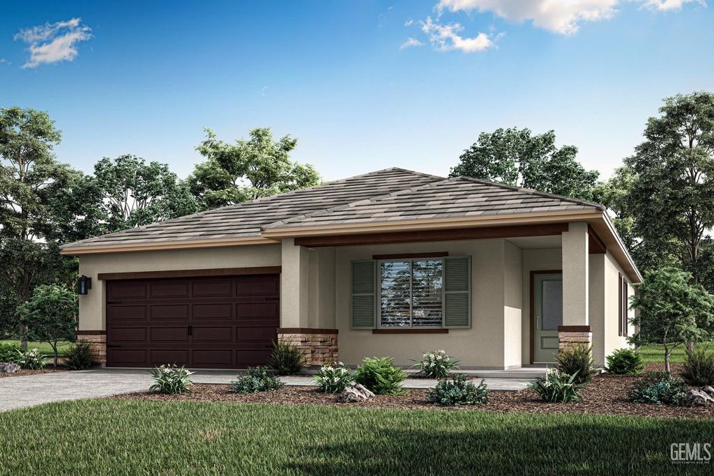 7913 Blueberry Avenue, Bakersfield, CA 93313