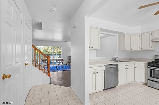 348 Smithwold Rd, Franklin Twp., NJ 08873