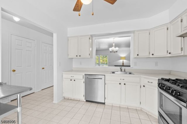 348 Smithwold Rd, Franklin Twp., NJ 08873