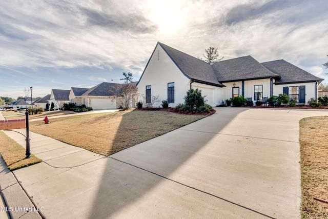 209 Herons Bay Circle, Madison, MS 39110