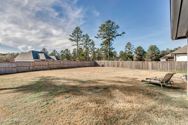 209 Herons Bay Circle, Madison, MS 39110