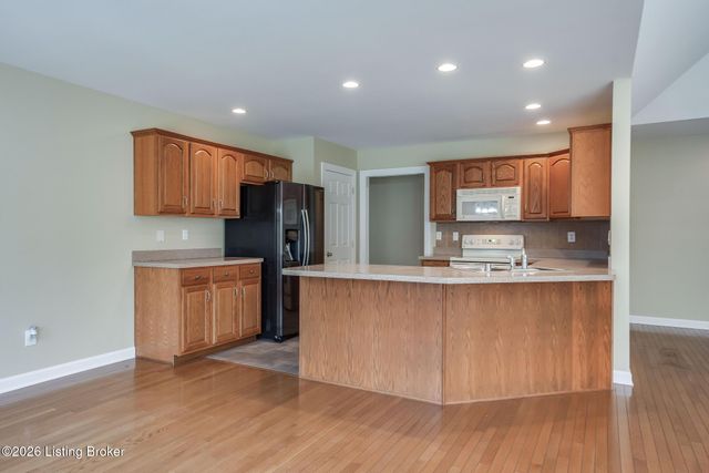 3909 Mulberry Row Way, Louisville, KY 40299