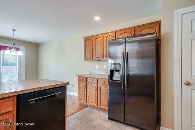 3909 Mulberry Row Way, Louisville, KY 40299