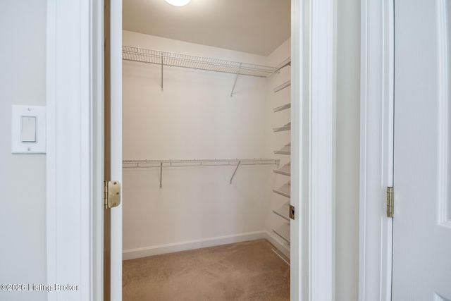 3909 Mulberry Row Way, Louisville, KY 40299