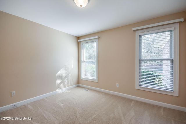 3909 Mulberry Row Way, Louisville, KY 40299
