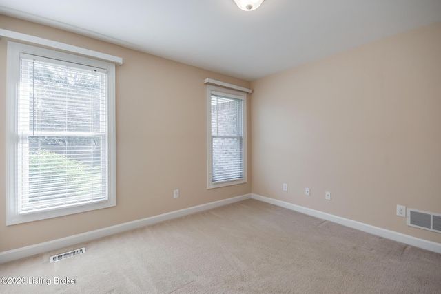 3909 Mulberry Row Way, Louisville, KY 40299