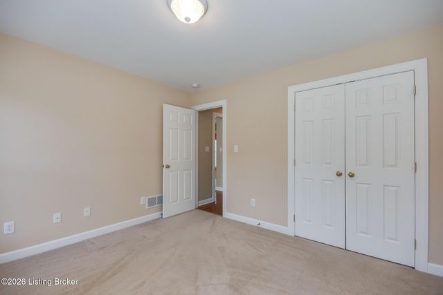3909 Mulberry Row Way, Louisville, KY 40299
