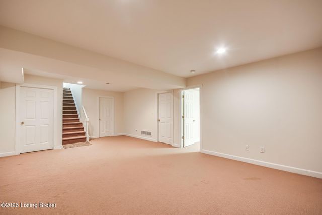3909 Mulberry Row Way, Louisville, KY 40299