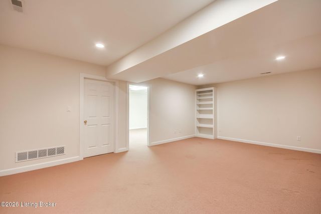 3909 Mulberry Row Way, Louisville, KY 40299