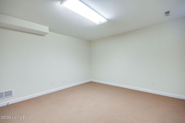 3909 Mulberry Row Way, Louisville, KY 40299