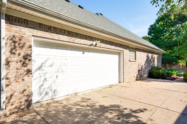3909 Mulberry Row Way, Louisville, KY 40299