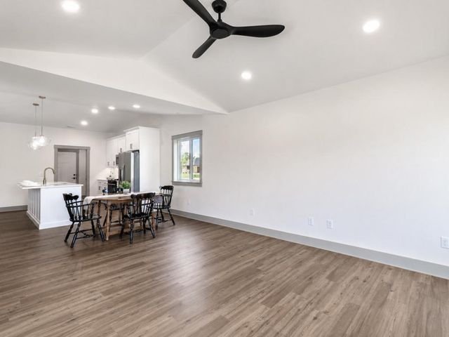 309 Pinehurst Drive, Mankato, MN 56001