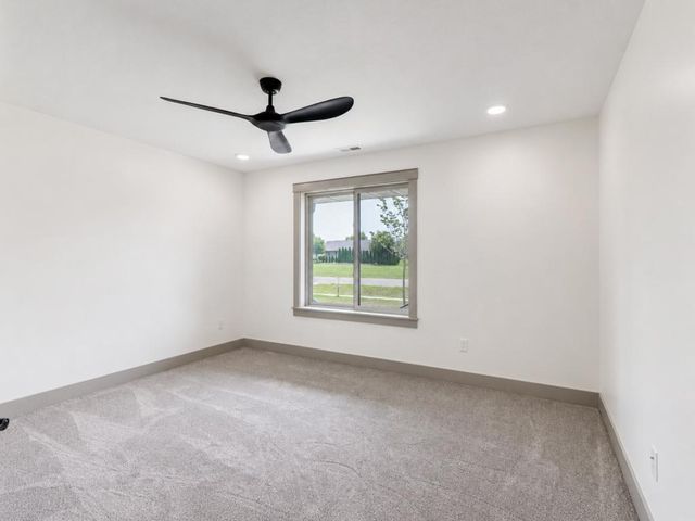 309 Pinehurst Drive, Mankato, MN 56001