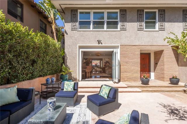 4315 Olive Avenue, Long Beach, CA 90807