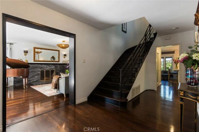 4315 Olive Avenue, Long Beach, CA 90807